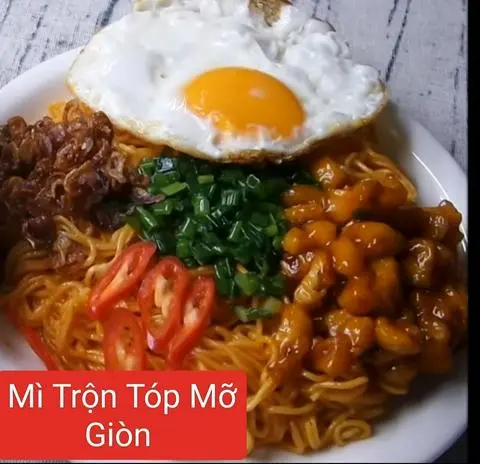 Hình ảnh Mì trộn tóp mỡ giòn 