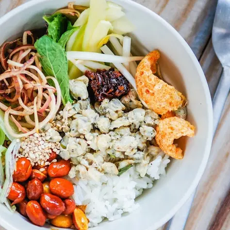 Hình ảnh Mì Gói Hến Khô