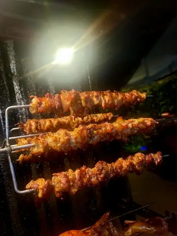 Hình ảnh Thịt Xiên Nướng Riềng Sả (3 xiên)