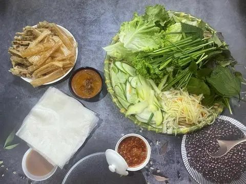Hình ảnh Phần nem nướng 4 người + nem nướng thêm