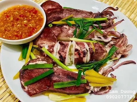 Hình ảnh Mực Ống Hấp Gừng ( Nửa Kg )