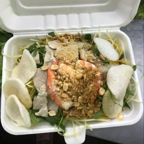 Hình ảnh gỏi khô bò tôm thịt tai heo hộp lớn 