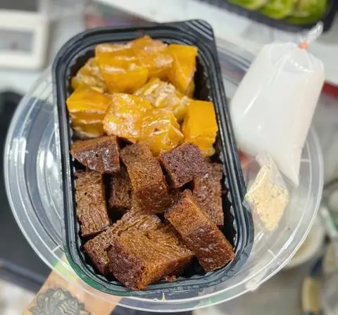 Hình ảnh Sét (Chuối Hấp + Bò Nướng) + cốt dừa 