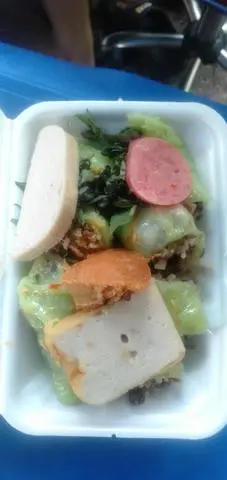 Hình ảnh Bánh cuốn lá dứa trứng