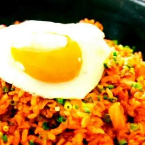 Hình ảnh Cơm Kim Chi Gà Xé