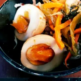 Hình ảnh Trứng Lòng Đào Ngâm Tương