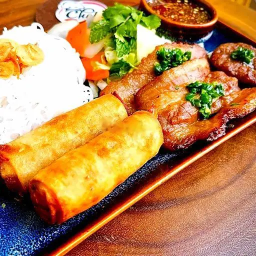 Hình ảnh Bún Thịt Nướng & 2 Chả Giò