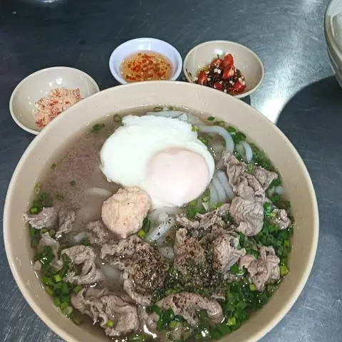 Hình ảnh Bún Nước Bò Tôm Trứng