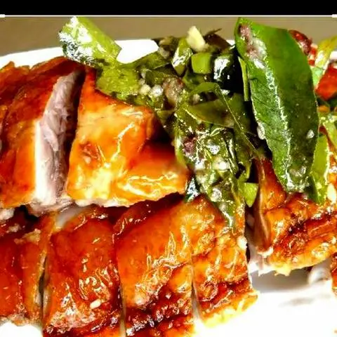 Hình ảnh Vịt Quay Lá Mắc Mật ( Phần 2 Người Ăn )