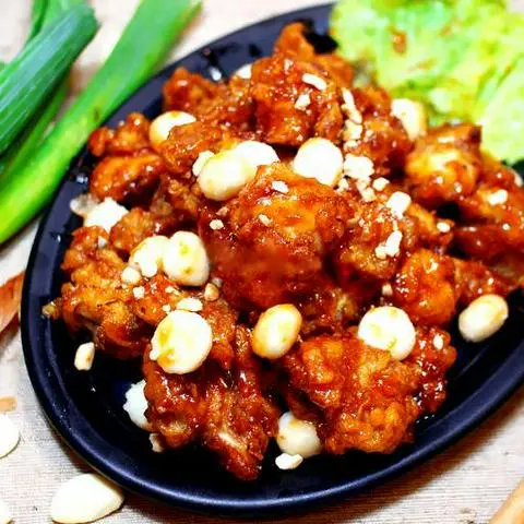 Hình ảnh Gà không xương sốt mật ong