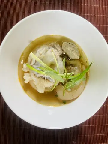 Hình ảnh Giò Heo/ Móng Heo Thêm