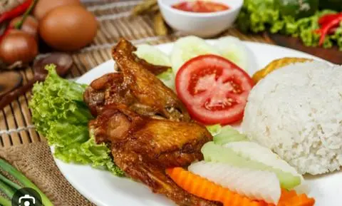Hình ảnh Cơm Gà Chiên 
