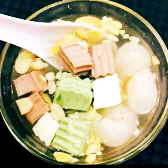 Hình ảnh Chè khúc bạch