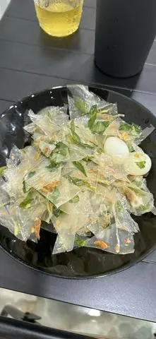 Hình ảnh Bánh tráng bơ hành phi