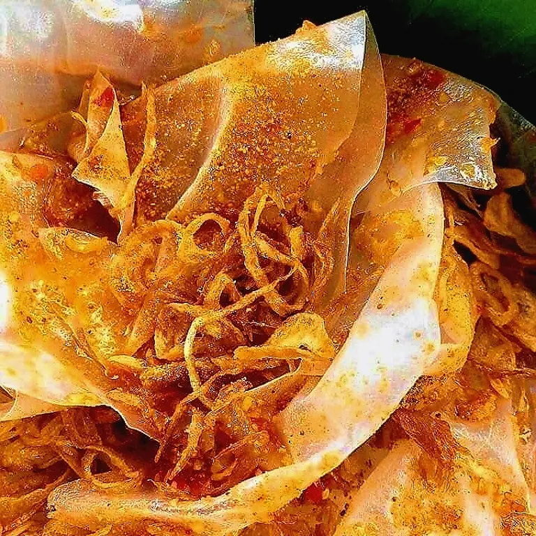 Hình ảnh Bánh tráng Siukay hành phi