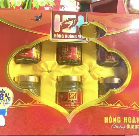 Hình ảnh Yến sào cao cấp kèm hộp sang trọng