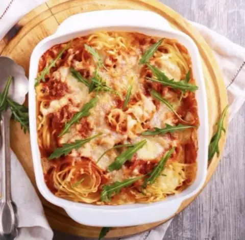 Hình ảnh Mì Ý bò bằm phô mai đút lò