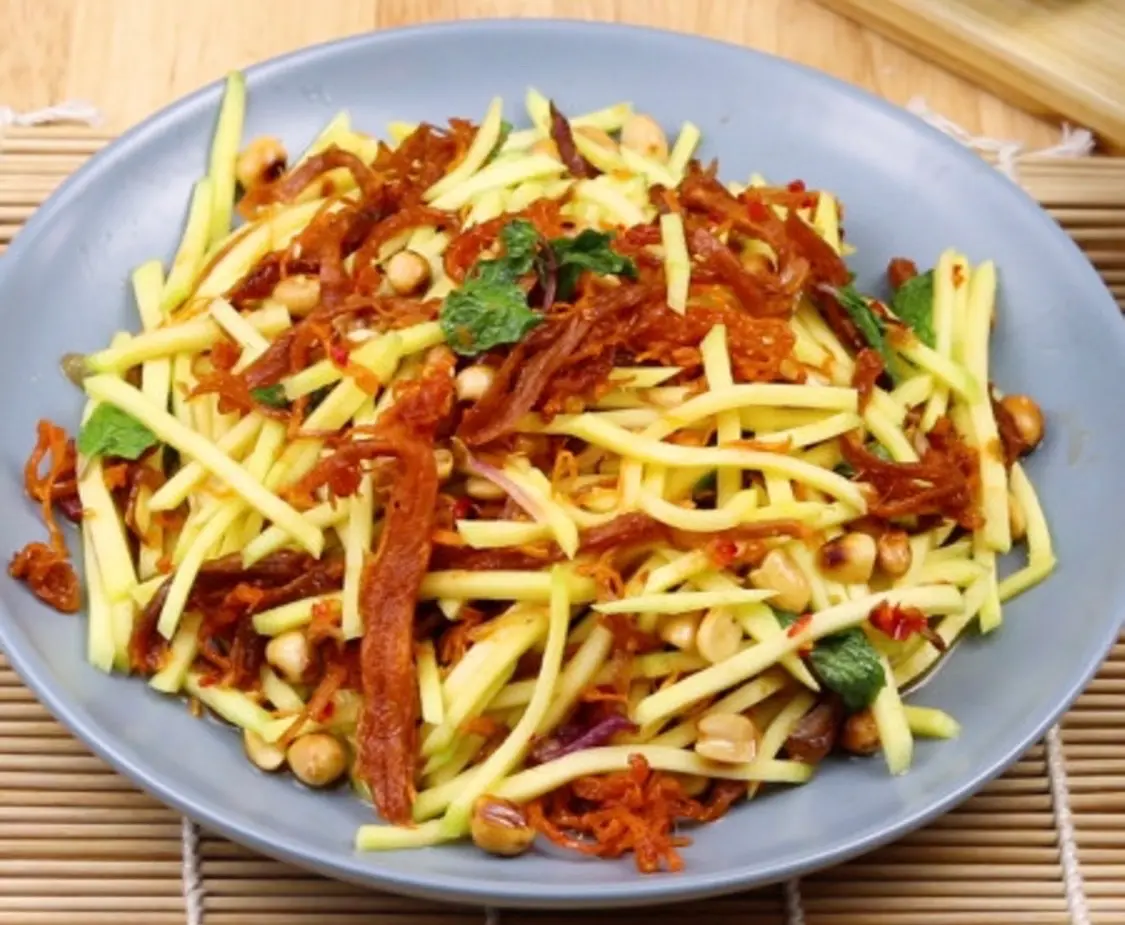 Hình ảnh Gỏi Xoài Khô Bò