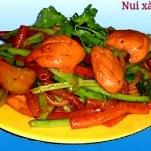 Hình ảnh Nui xào cật heo