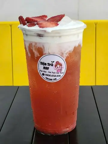 Hình ảnh Trà dâu kem machiato - size L
