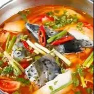 Hình ảnh lẩu đầu cá hồi chua cay 