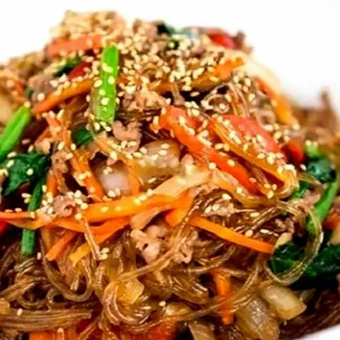 Hình ảnh Miến xào bò 