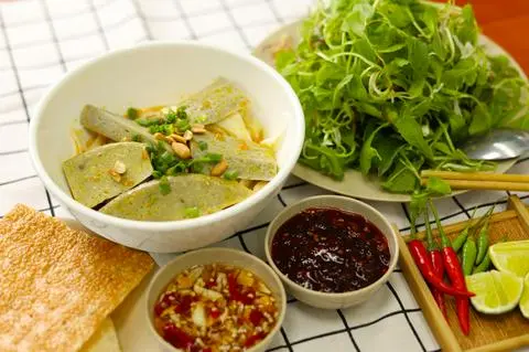 Hình ảnh Mì quảng chả cá nha trang