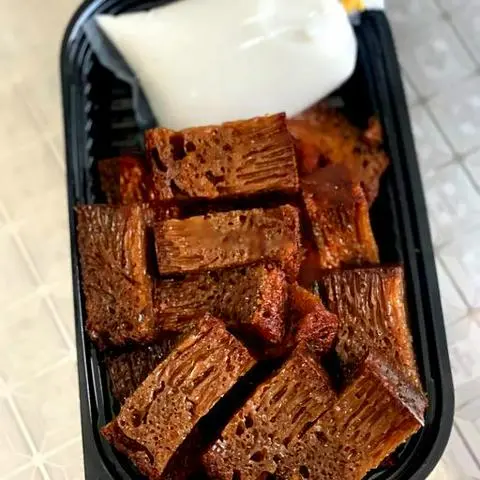 Hình ảnh Hộp Nhỏ Bánh Bò Nướng Kèm + Cốt Dừa