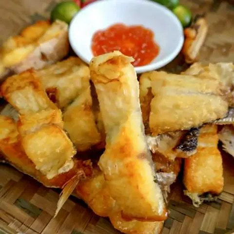 Hình ảnh Cơm Chiên Khô Cá Dứa