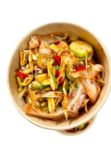Hình ảnh Tai heo sốt thái 