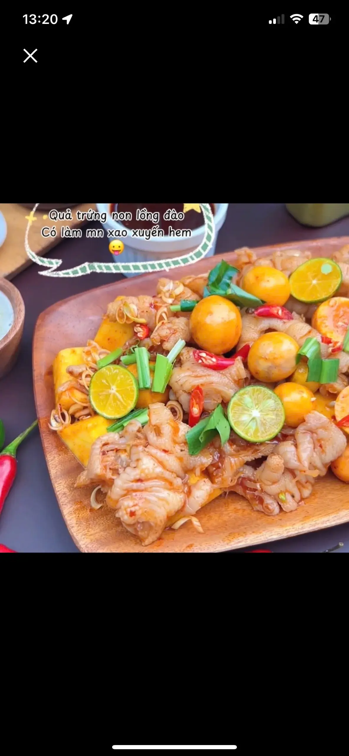 Hình ảnh Chân gà mix Trứng non sốt thái (lớn)-Tặng1LyCoca