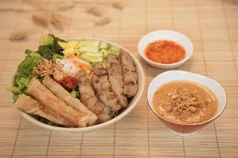 Hình ảnh Bún nem nướng
