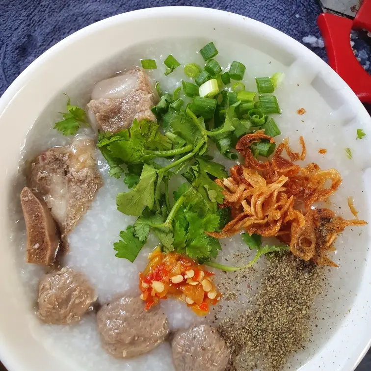 Hình ảnh 5 cháo sườn bò viên - 4 quẩy - 4 chai nước ngọt
