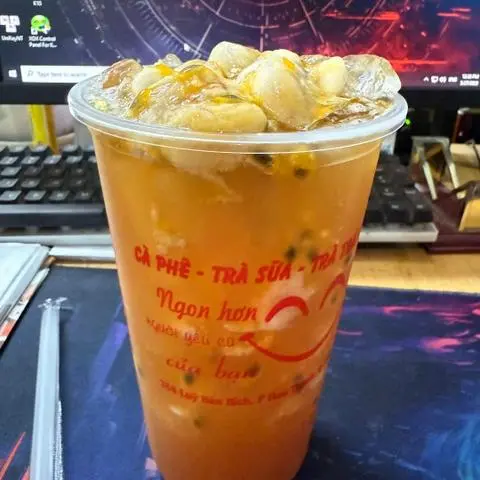 Hình ảnh trà măng cụt chanh leo ly 700ml
