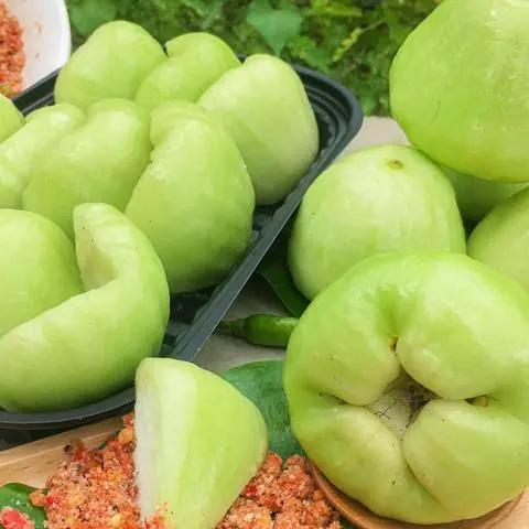 Hình ảnh Mận xanh đường ( hộp 400g )