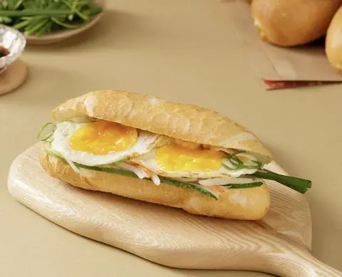 Hình ảnh Bánh Mì Ốp La 2 Trứng