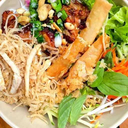 Hình ảnh Bún bì thịt nướng