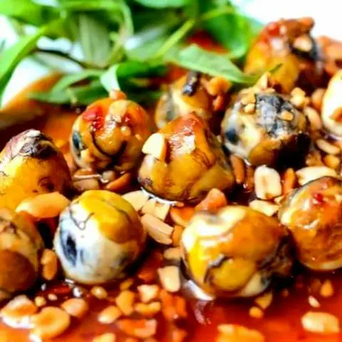 Hình ảnh Cút lộn xào sa tế