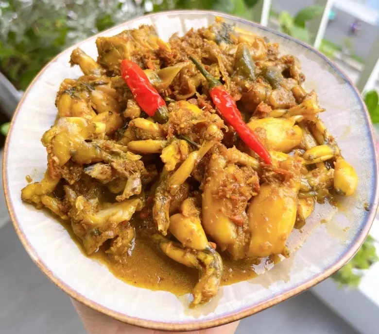 Hình ảnh Cơm ếch  kho sả nghệ