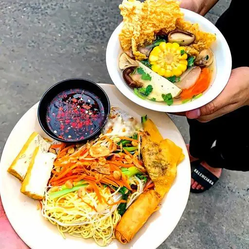 Hình ảnh Mì Xào + Súp Rau Củ