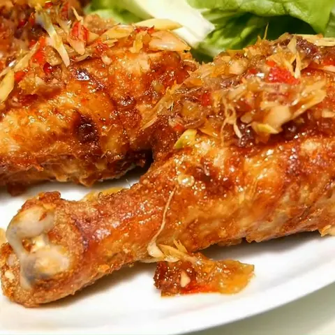 Hình ảnh Đùi gà chiên nước mắm
