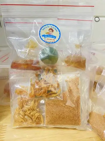 Hình ảnh Bánh tráng khô gà