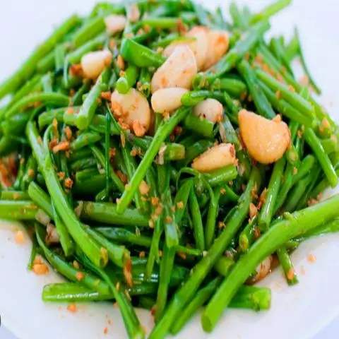 Hình ảnh rau muống xào 