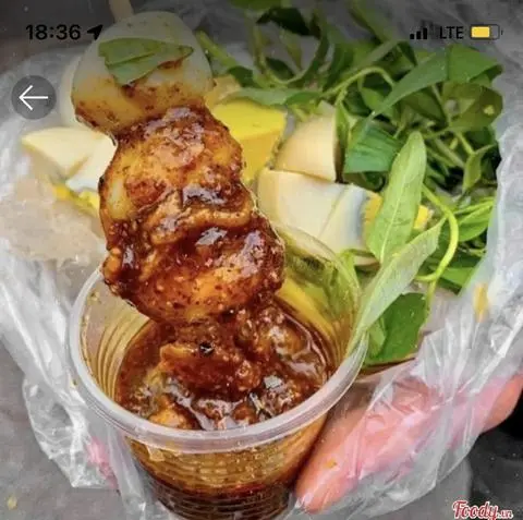 Hình ảnh Bánh tráng chấm sốt + 5 trứng cút 