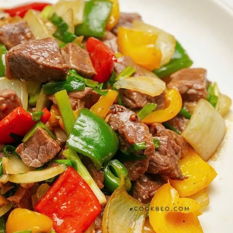 Hình ảnh cơm chiên bò lúc lắc 