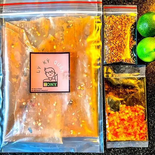 Hình ảnh Bánh tráng siêu cay dẻo me