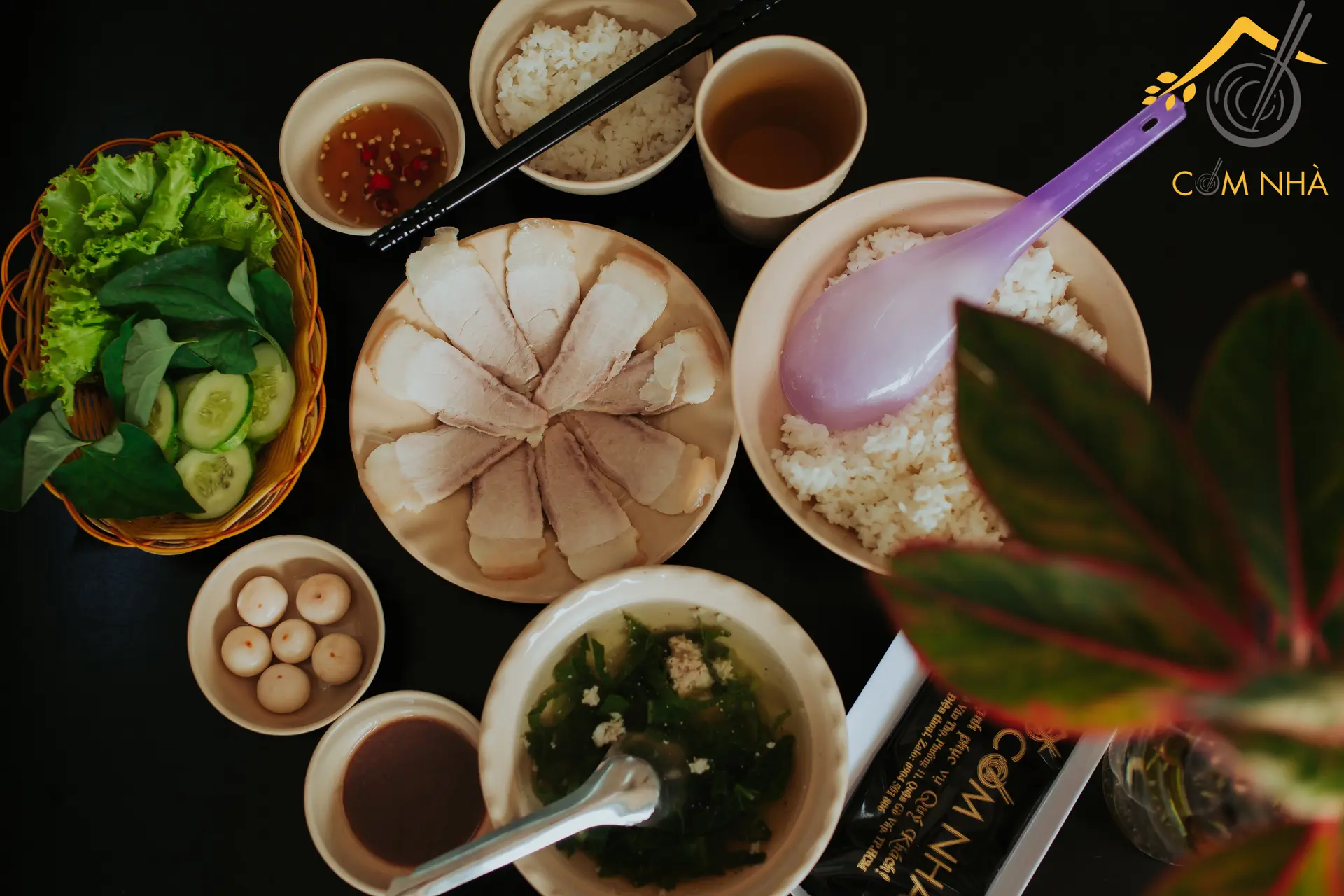 Hình ảnh Cơm Thịt Luộc Cà Pháo Mắm Tôm