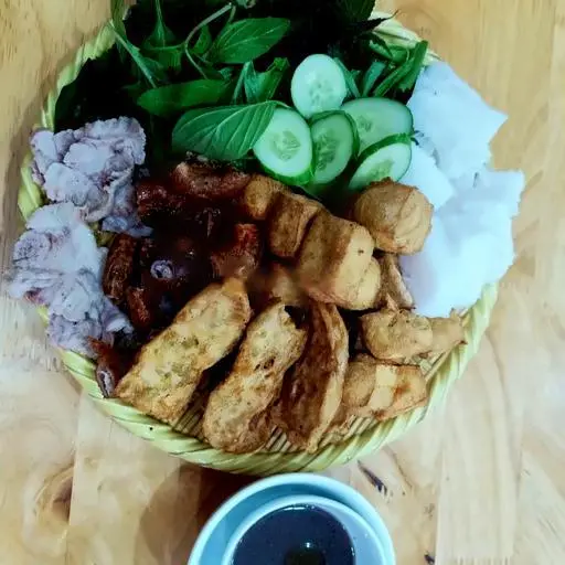 Hình ảnh Bún đậu thịt - chả - dồi - lòng
