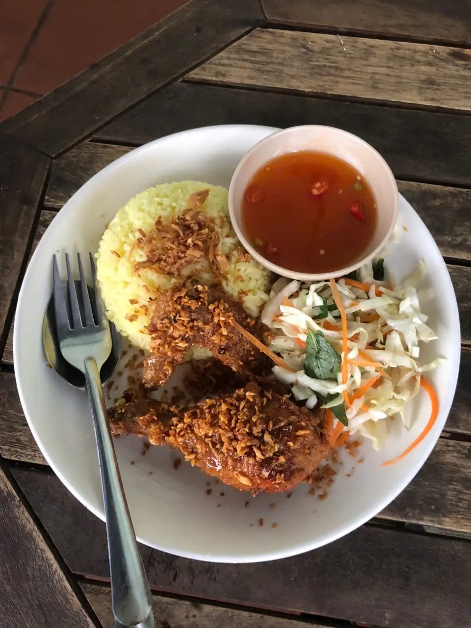 Hình ảnh Combo cơm gà chiên mắm gừng + Trà tắc