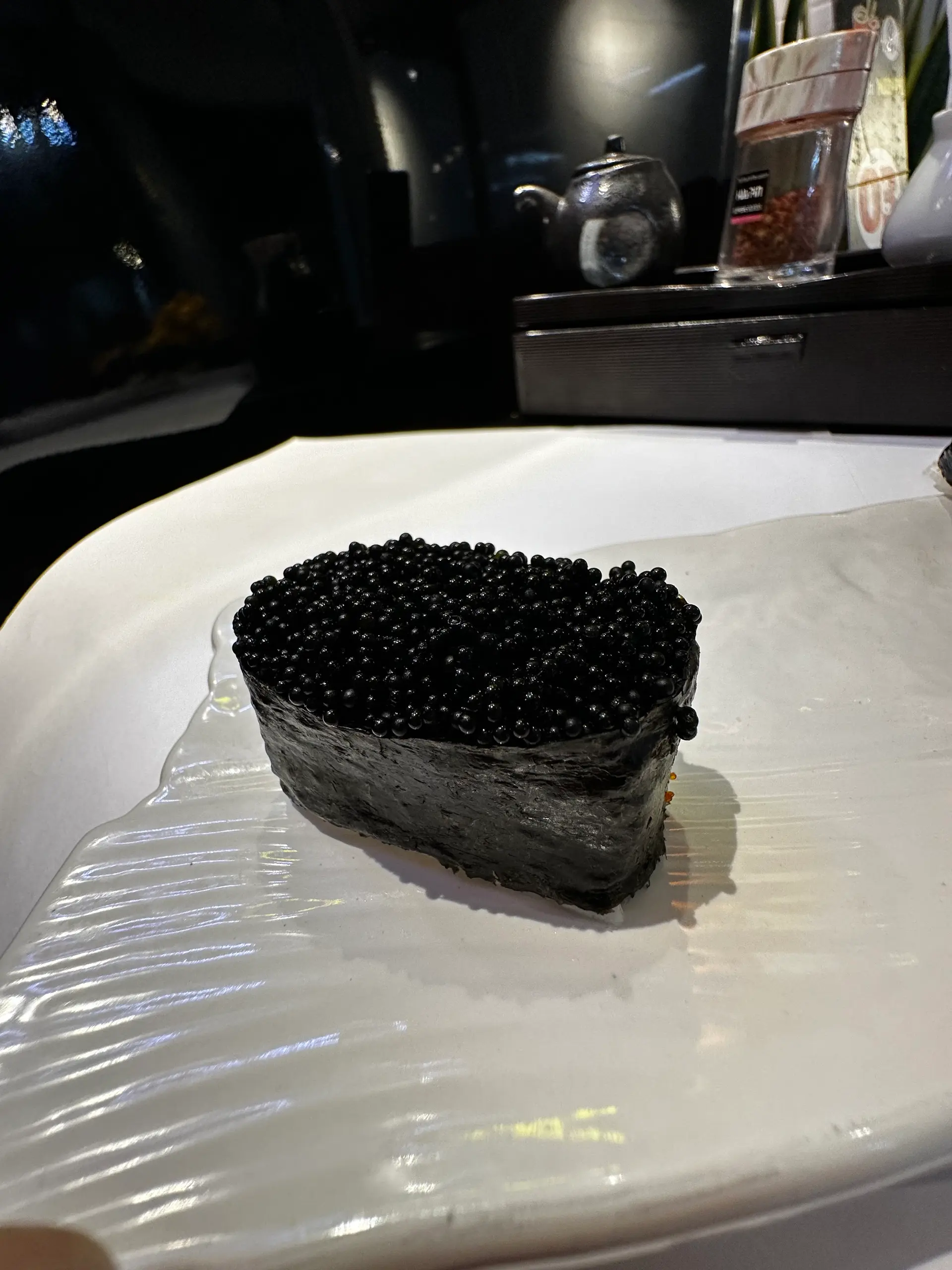 Hình ảnh Black tobiko gunkan
